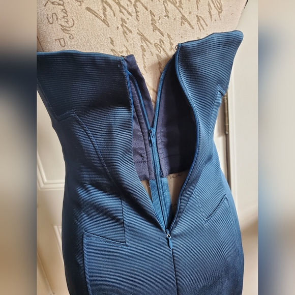 Zac Pozen teal body-hugging dress with structure, front bow, back zips sz XS - Picture 7 of 14